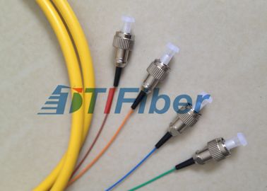 Sarı PVC Ceket 4 Çekirdek Fiber Optik Pigatil Singelmode Optik Fiber Pigtail ST / UPC