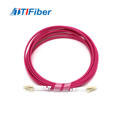 Lc'den Lc'ye Om4 Dubleks Fiber Optik Pigtail Yama Kablosu Hızlı İletim Hızı