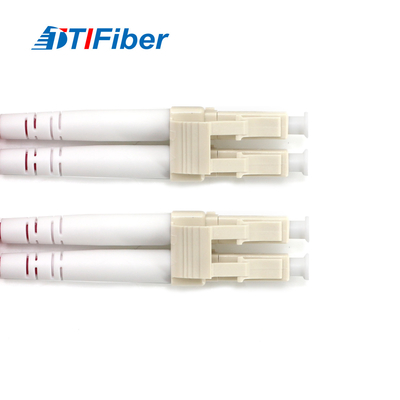 Lc'den Lc'ye Om4 Dubleks Fiber Optik Pigtail Yama Kablosu Hızlı İletim Hızı