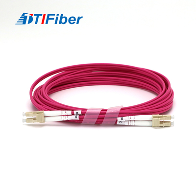 Lc'den Lc'ye Om4 Dubleks Fiber Optik Pigtail Yama Kablosu Hızlı İletim Hızı