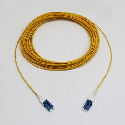 Uniboot LC Fiber Jumper 1M LC UPC To LC UPC Tek Mod G657.A1 BendInsensitive 2mm LSZH Düşük Kayıp 0.15dB Fiber Patch Cord