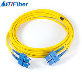 Yüksek Kararlılık Fiber Optik Yama Kablosu SC / UPC 2.0mm LSZH Ceket Sarı Renk