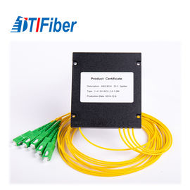 FTTX Sistemi Fiber Optik Bölücü 1x4 SC / APC ABS Kutusu PLC 1260-1650 Çalışma Dalga Boyu
